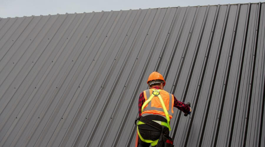 Professional metal roof installation services in Hubbardston, MI
